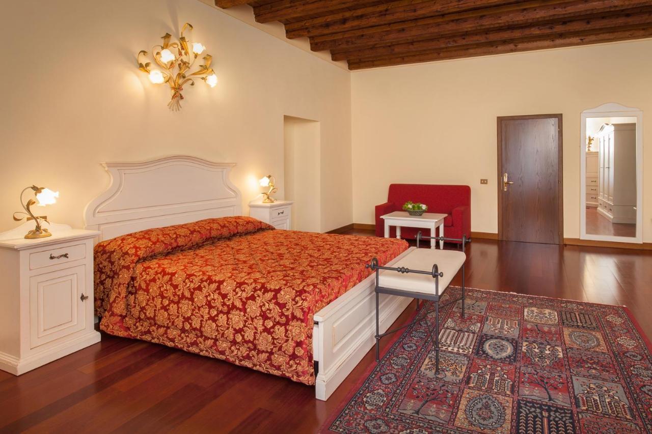 Villa Brignoli Rivalta di Brentino Buitenkant foto
