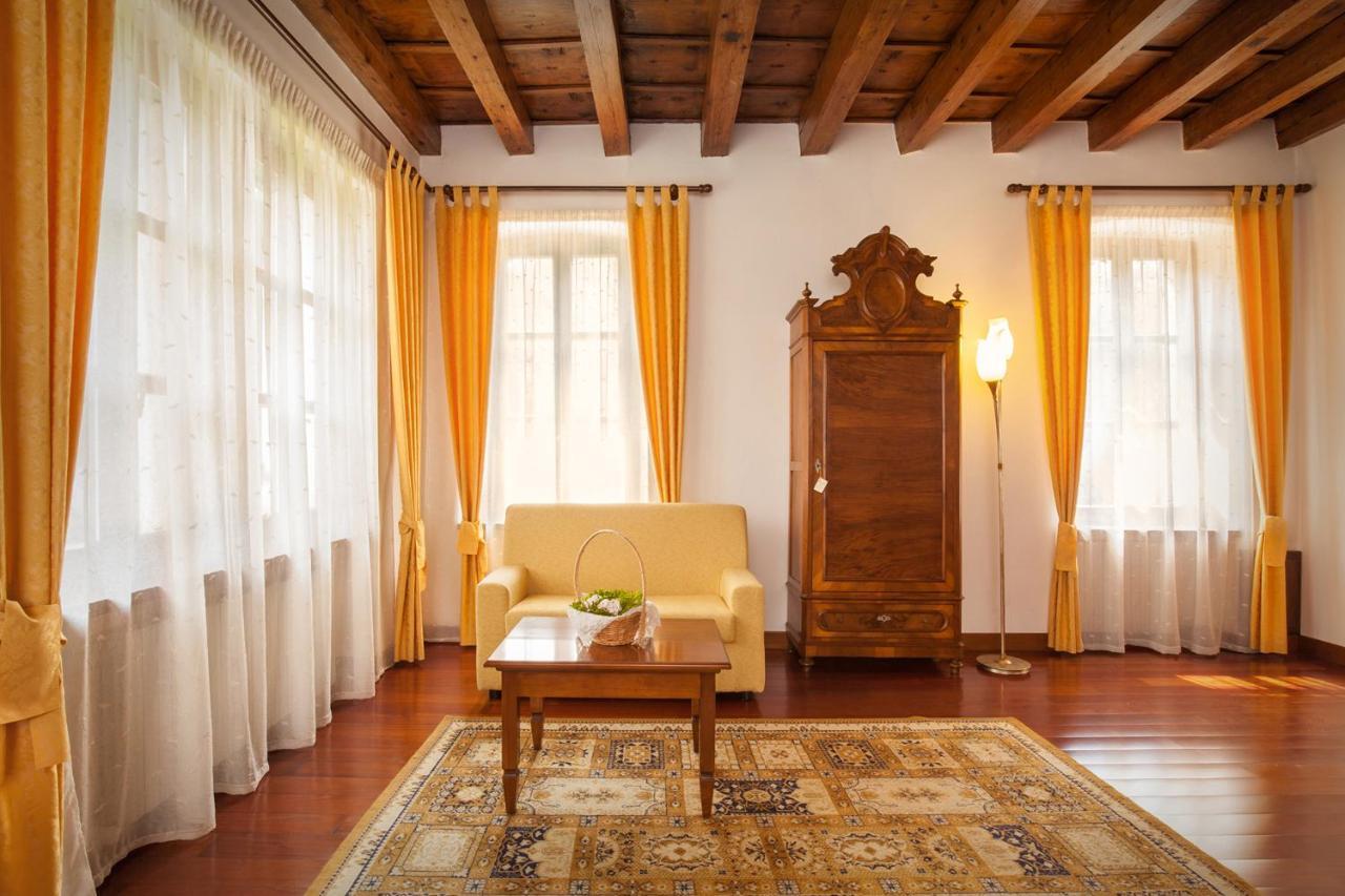 Villa Brignoli Rivalta di Brentino Buitenkant foto