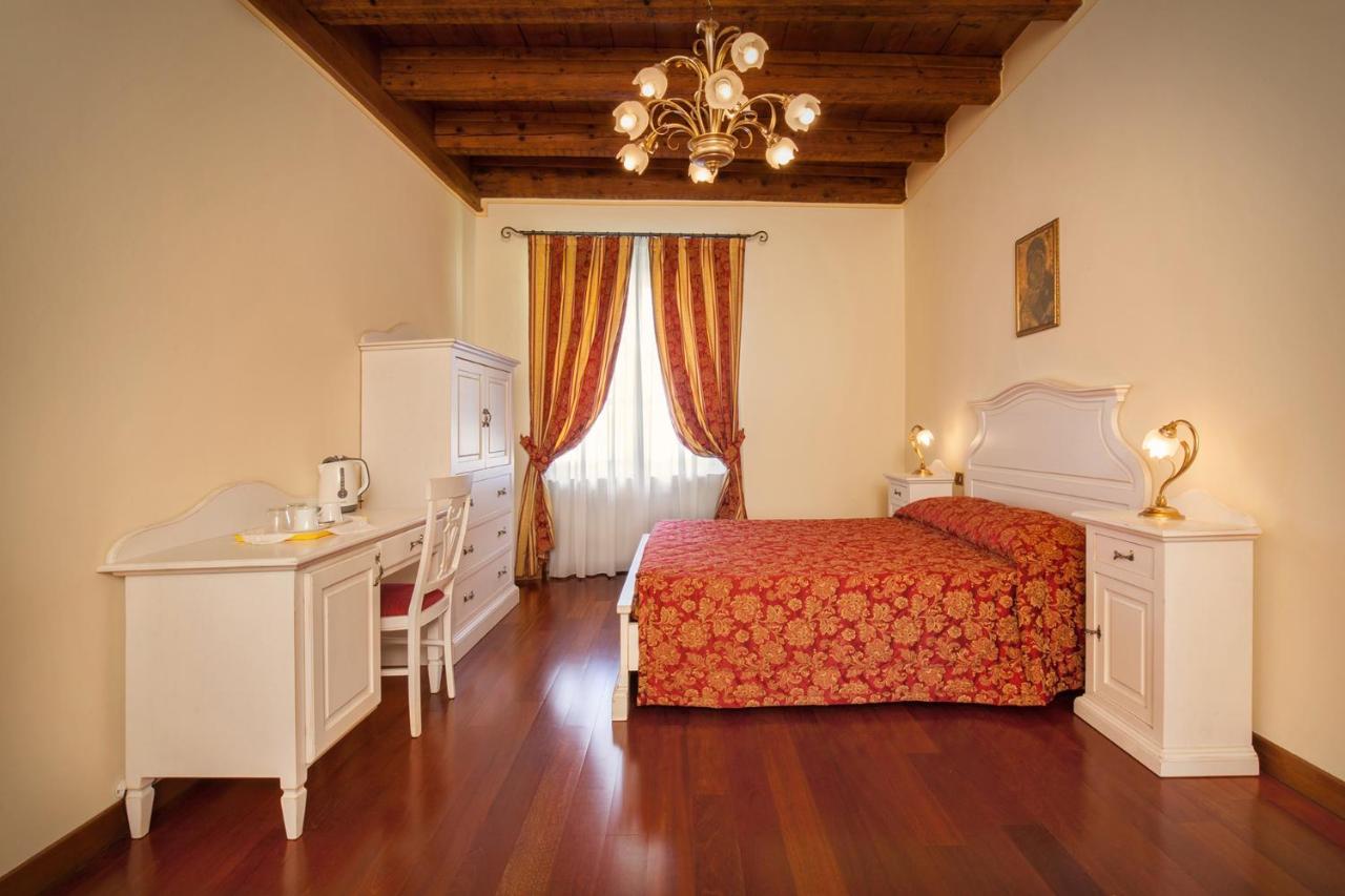 Villa Brignoli Rivalta di Brentino Buitenkant foto