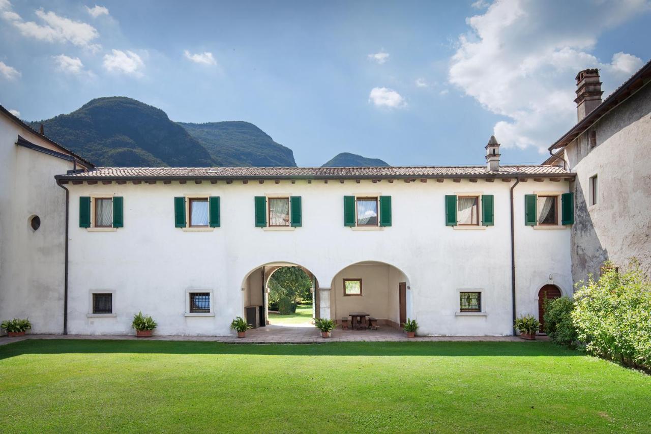 Villa Brignoli Rivalta di Brentino Buitenkant foto